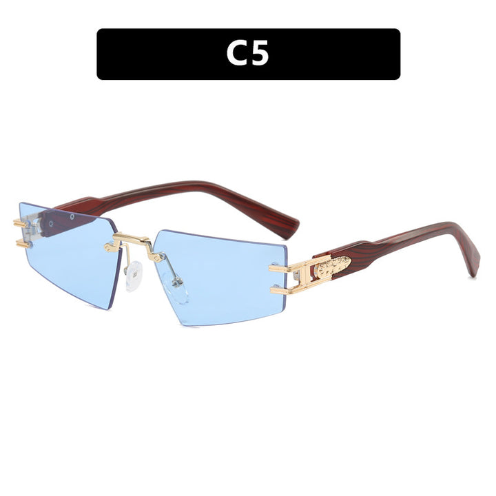 Women's fashionable sunglasses with elegant square frame construction and luxurious details Bowlift