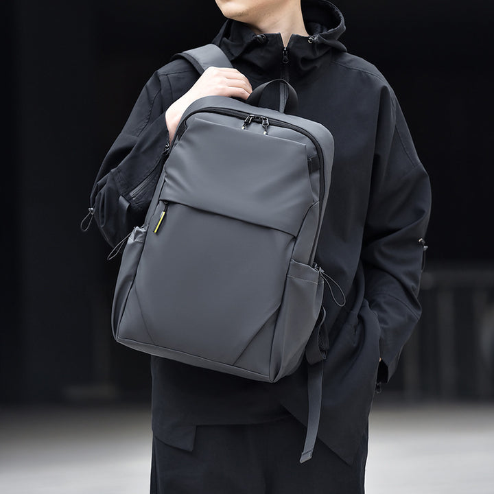 Ultra-Functional Everyday Backpack Bowlift