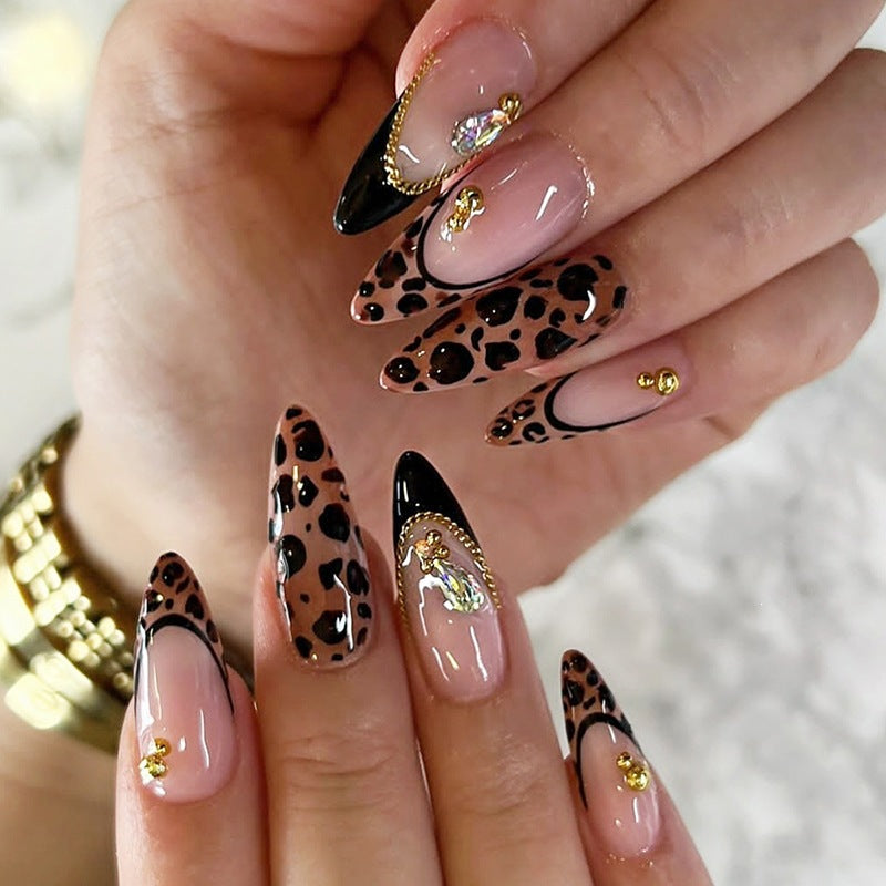 Art nail set with luxurious floral 3D decorations Bowlift