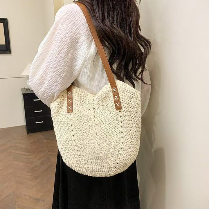 Handcrafted Bag Made of Natural Material Bowlift