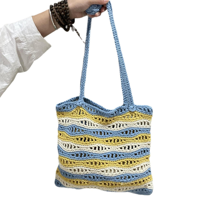 Hand-knotted beach bag with wave pattern Bowlift