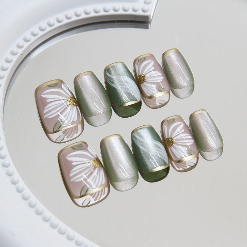 Elegant Glossy Gel Nail Extensions