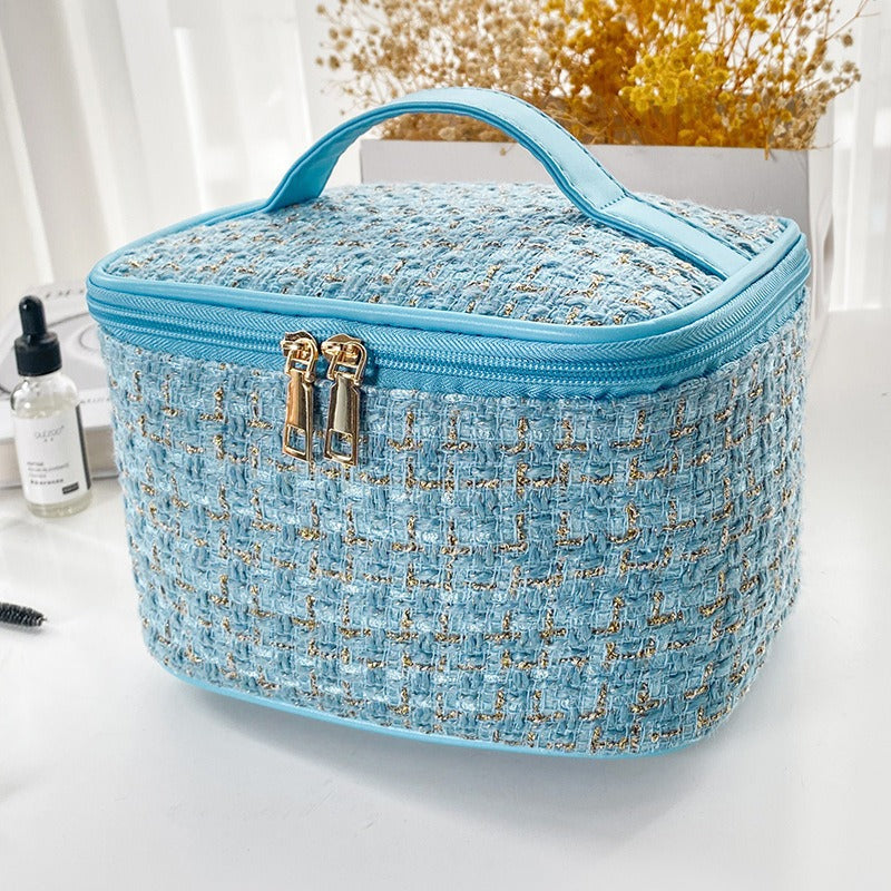 Stylish and Practical Cosmetic Storage Bag Bowlift