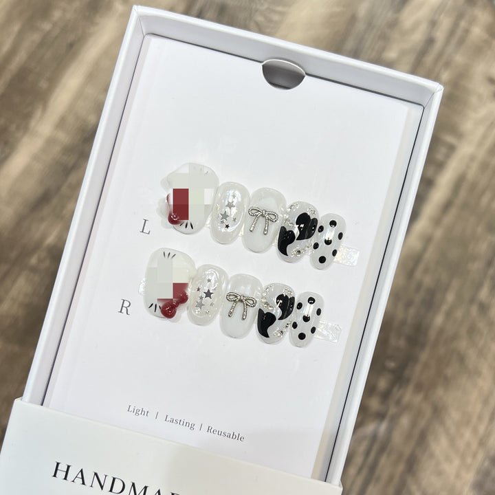 Cartoon-Themed Decorative Press-On Nail Set Bowlift