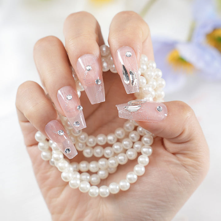 Glamorous Rhinestone Press-On Nails Bowlift