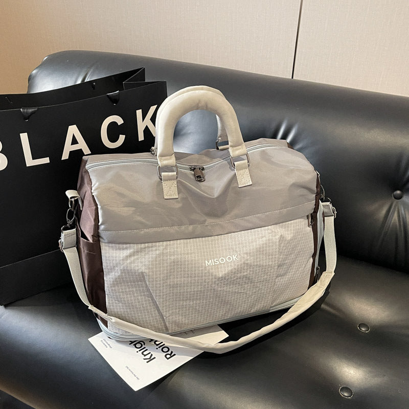 Women stylish sports and travel bag Bowlift