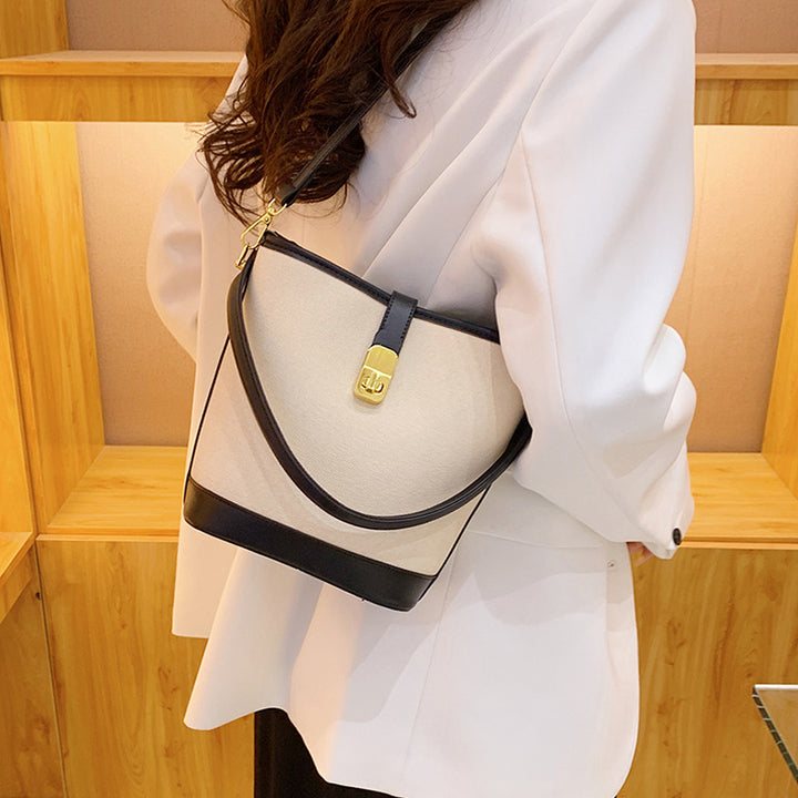 Chic Structured Bucket Bag Bowlift