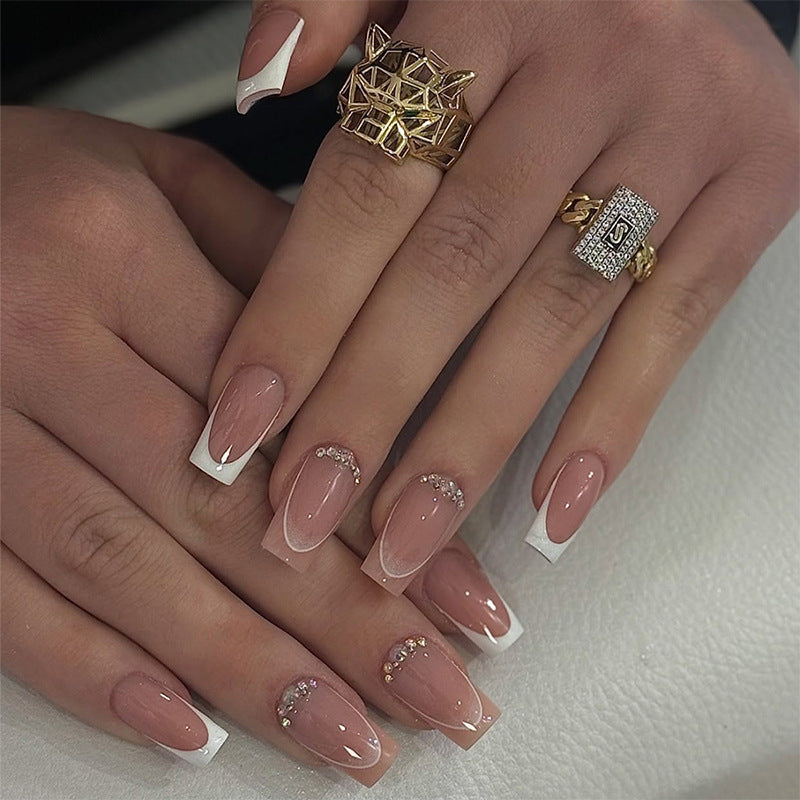 Artificial nail set with elegant ombre accents and seductive rhinestones Bowlift