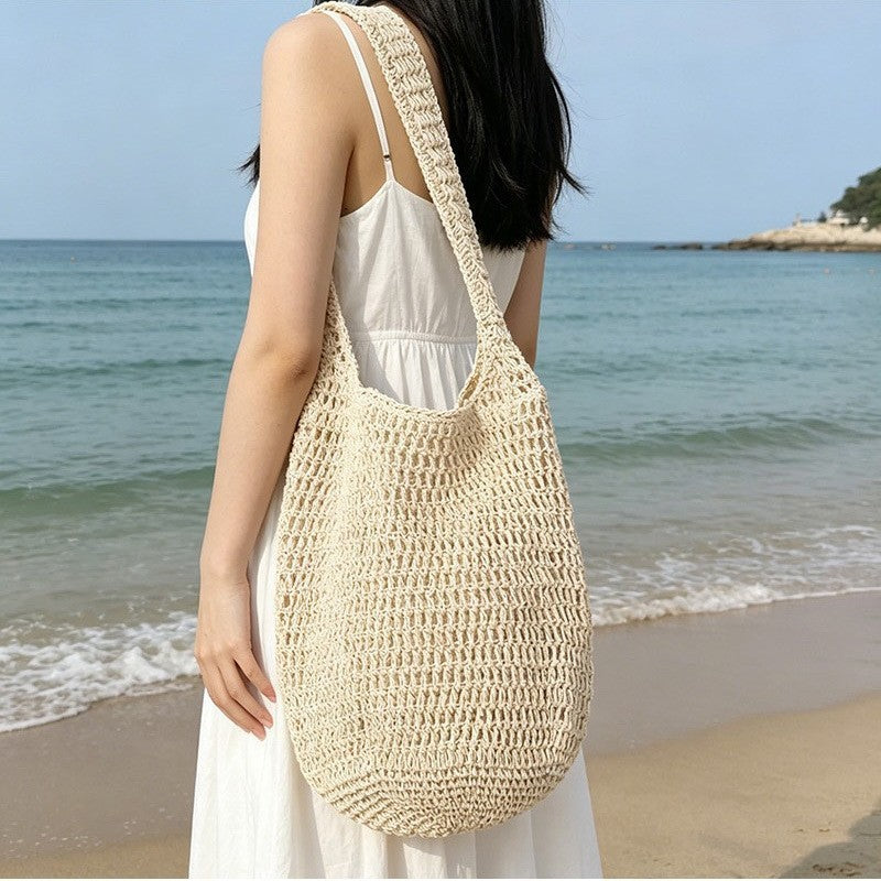 Handmade knitted bag Bowlift