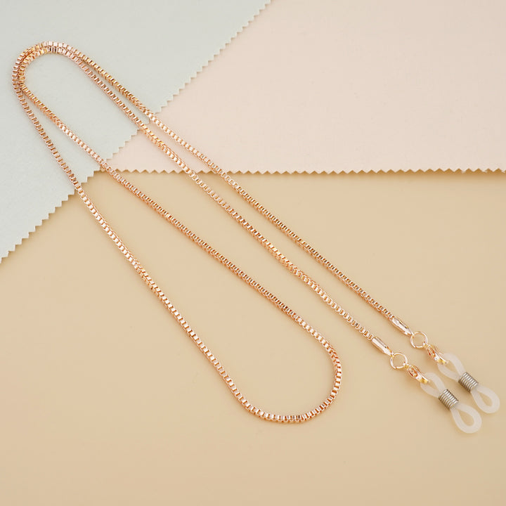 Sleek Metal Eyewear Chain Bowlift