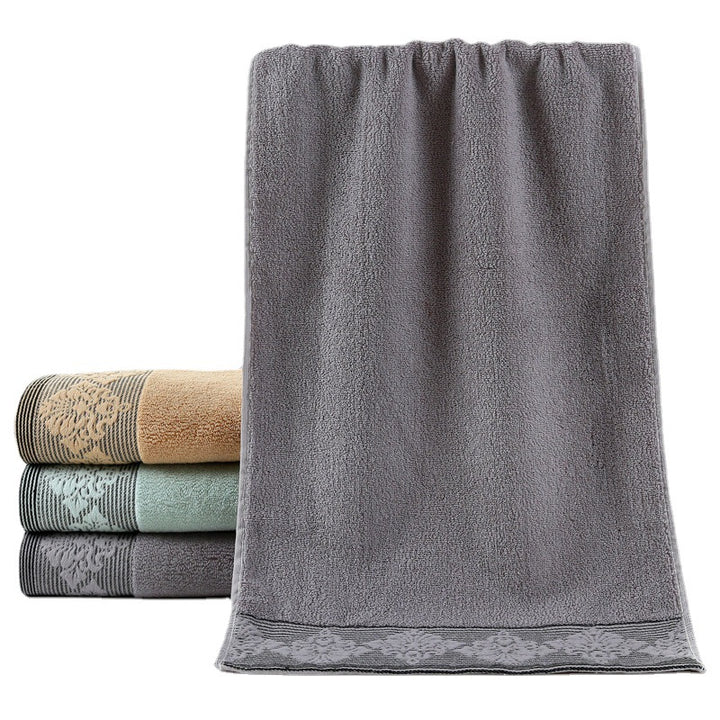 Ladies luxurious terry bath towel with elegant lace trim Bowlift