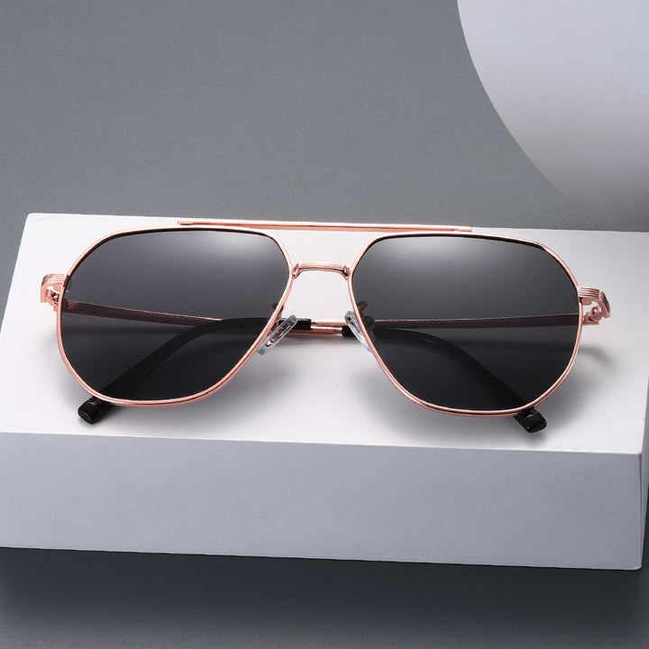 Women's stylish sunglasses with innovative metal frame Bowlift