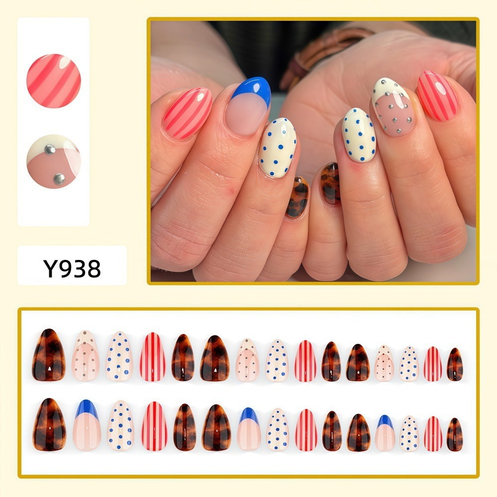 Artificial nails with modern dot and stripe design Bowlift
