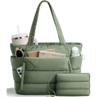 Outdoor-Suitable Carrying Bag with Insulated Interior Compartment Bowlift