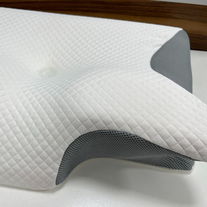 Ergonomic sleeping pillow with cooling gel foam Bowlift