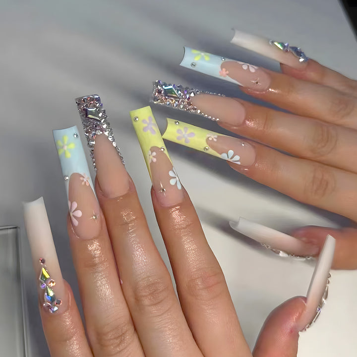 Decorative Rhinestone-Accented Stiletto Press-On Nails Bowlift