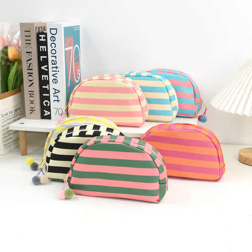 Cosmetic organizer with stylish striped pattern Bowlift