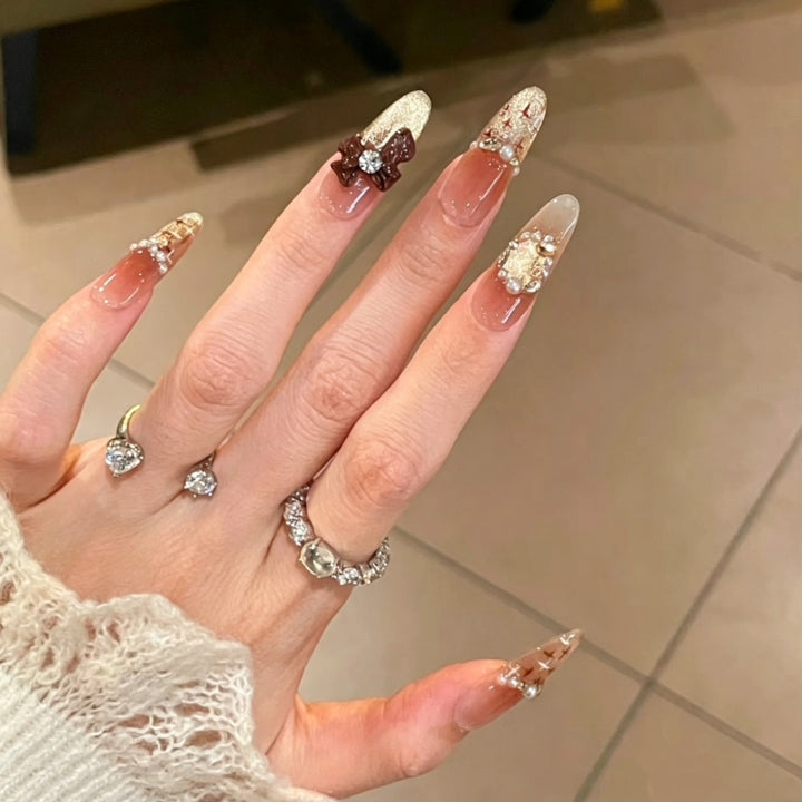Artistic Decorative Press-On Nails