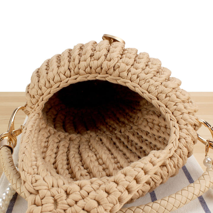 Elegant Handbag in Shell Design Bowlift