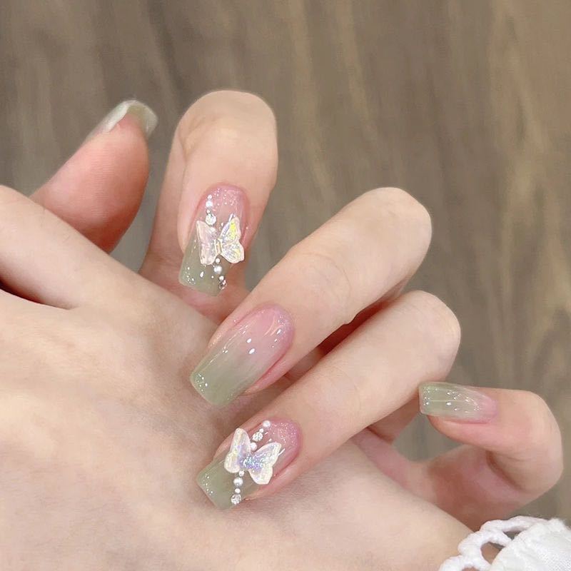 Decorative Butterfly-Design Press-On Nails Bowlift