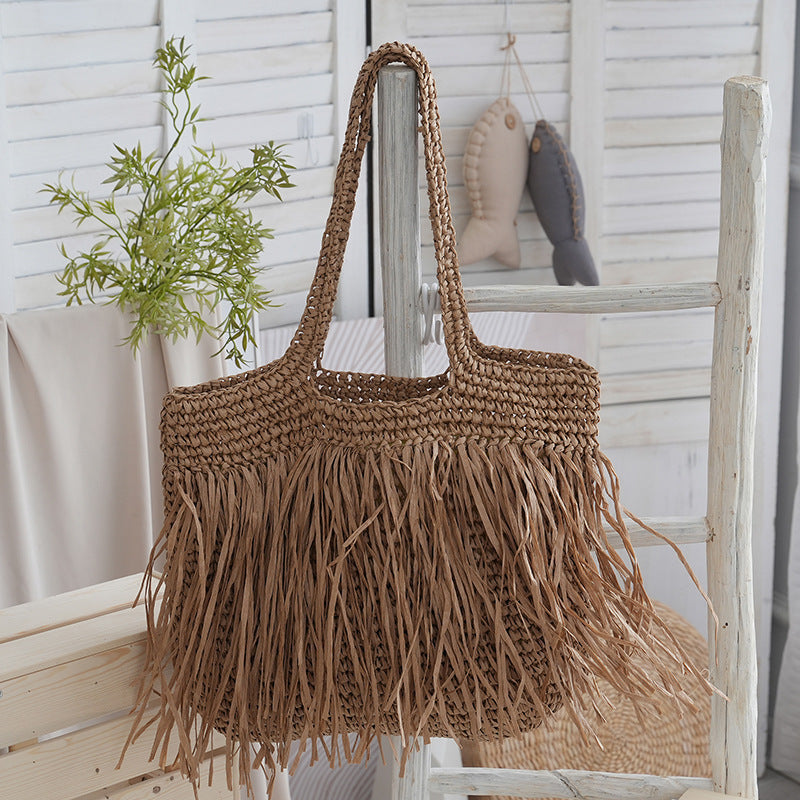 Handmade beach bag with fringed designed pattern Bowlift