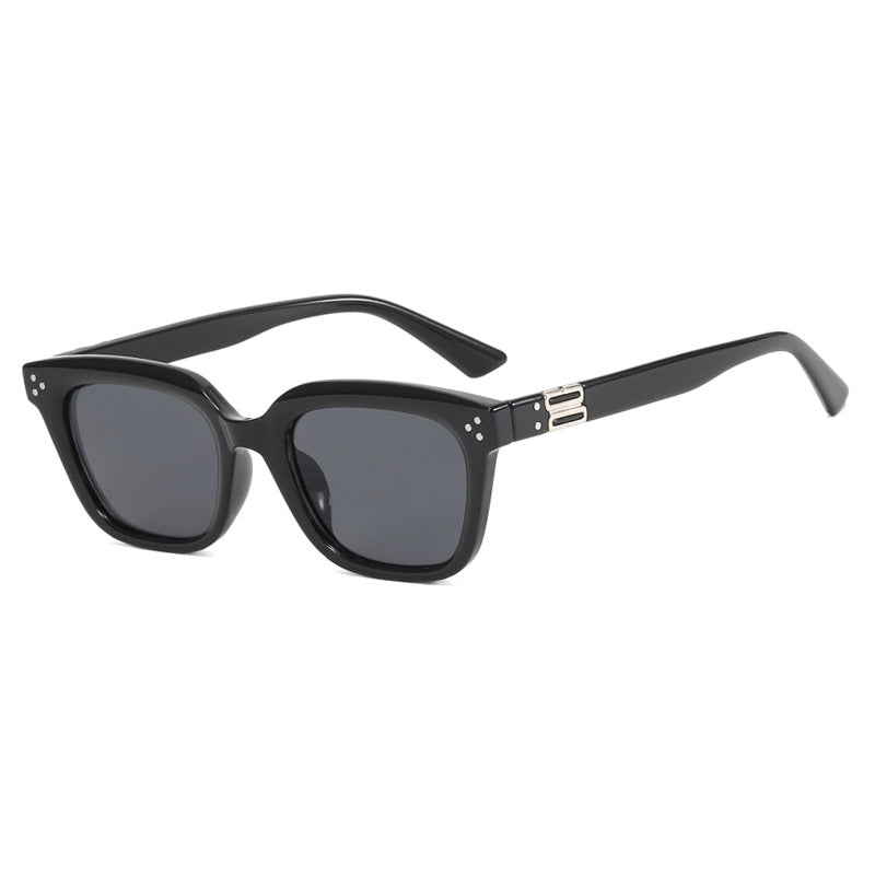 Women's fashionable square sunglasses with stylish frame and brown lenses Bowlift