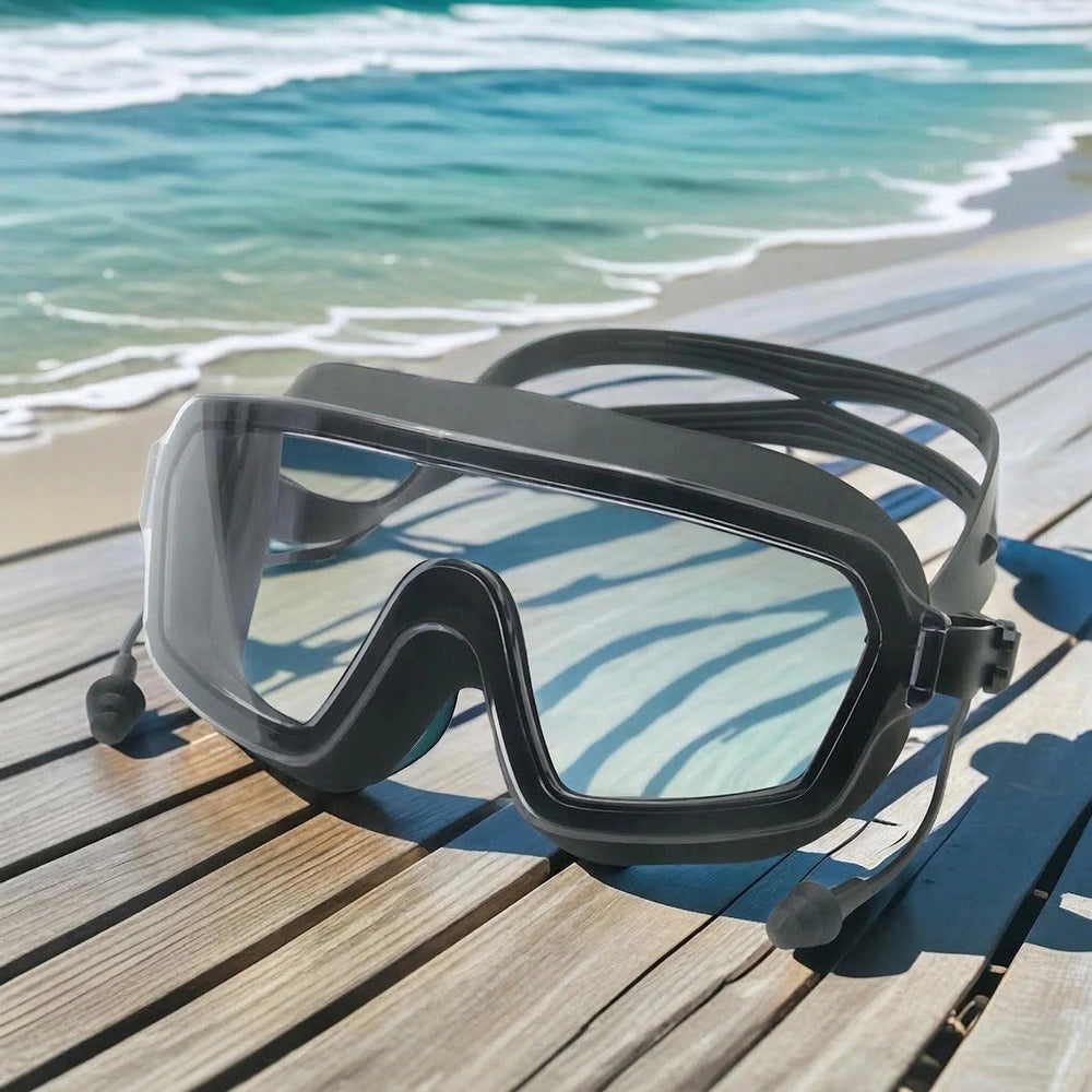 Diving mask with flexible silicone edge Bowlift