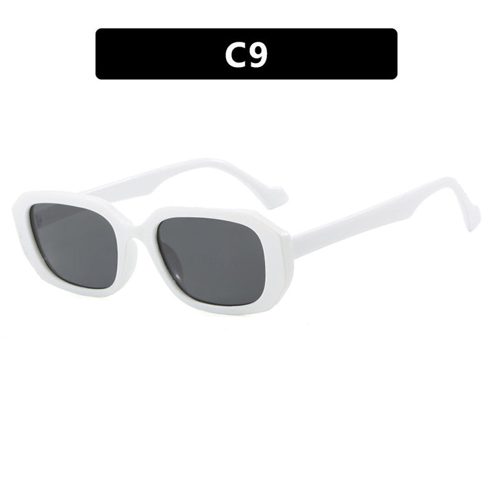 Ladies fashionable sunglasses with elegant geometric design Bowlift