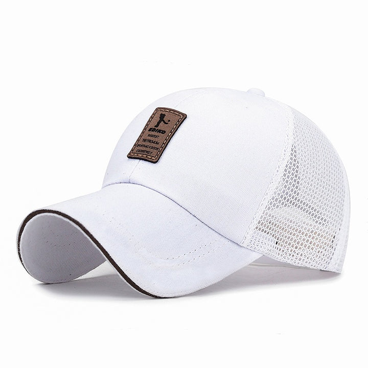 Women's Stylish Trucker Cap Bowlift