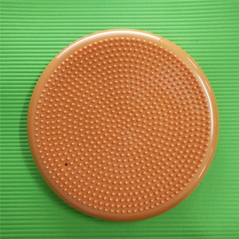 Round massage surface with special pressure knobs Bowlift