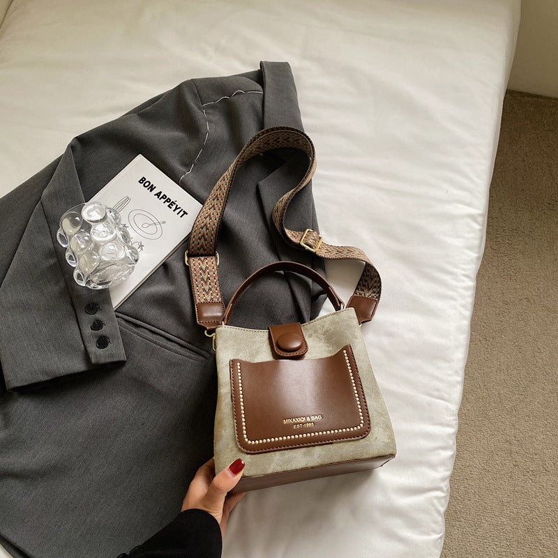 Chic Structured Mini Bucket Bag Bowlift