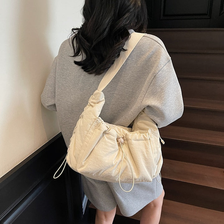 Quilted Sling Shoulder Bag Bowlift