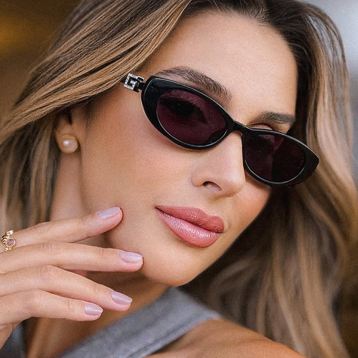 Women Cat-Eye Sunglasses with Stylish Frame and Luxurious Accents Bowlift