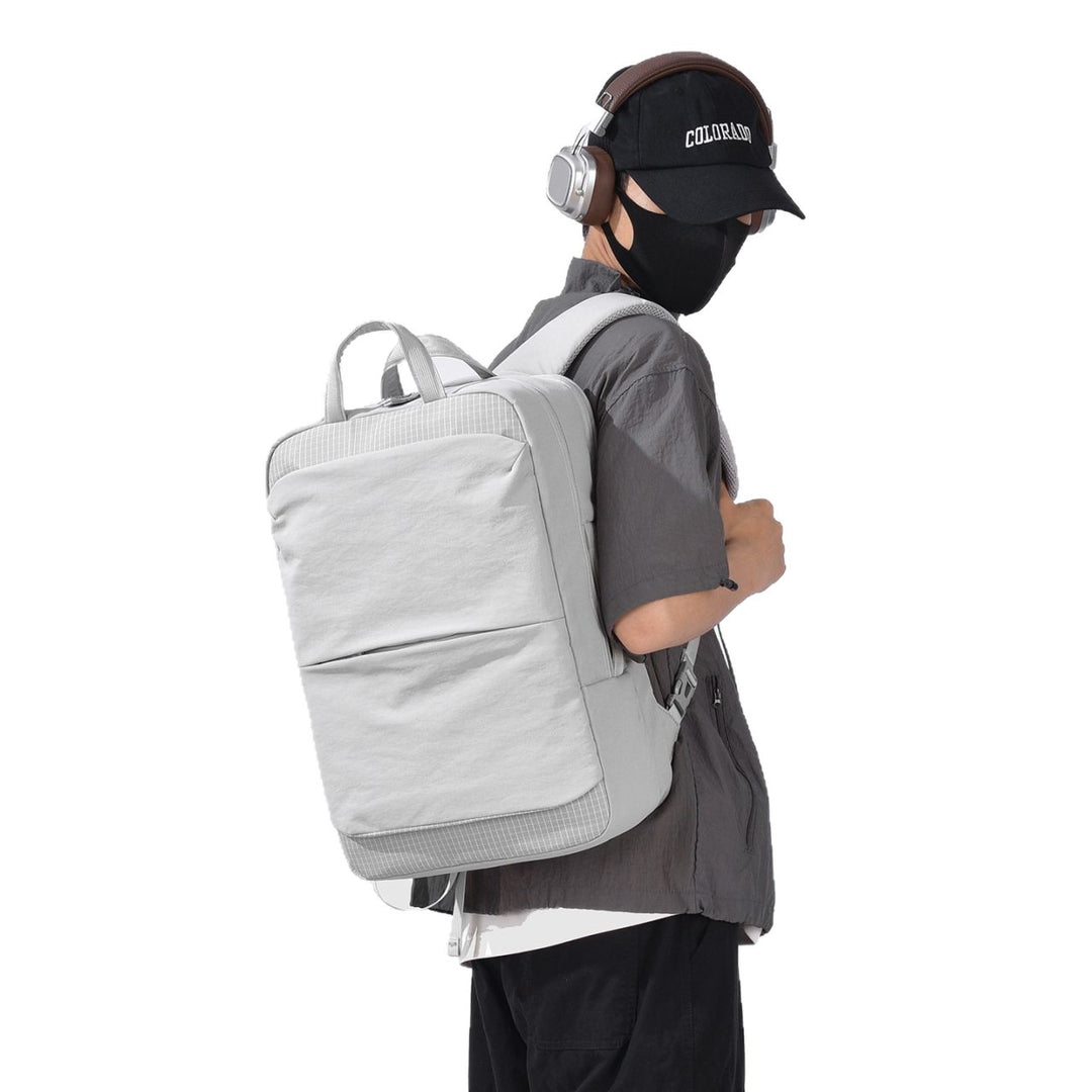 Everyday Laptop Backpack Bowlift