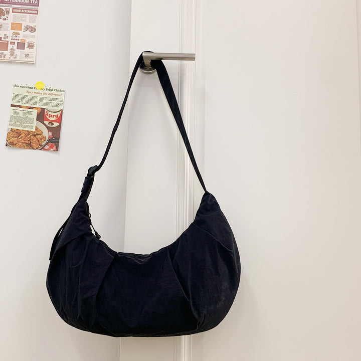Fashionable shoulder bag with adjustable shoulder strap and practical design Bowlift