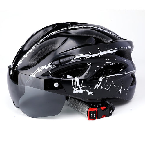 Aerodynamic bicycle helmet Bowlift