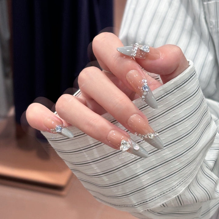 Artistic French Tip Press-On Nails