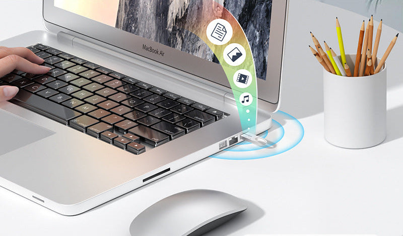 Ergonomic USB Flash Drive Bowlift