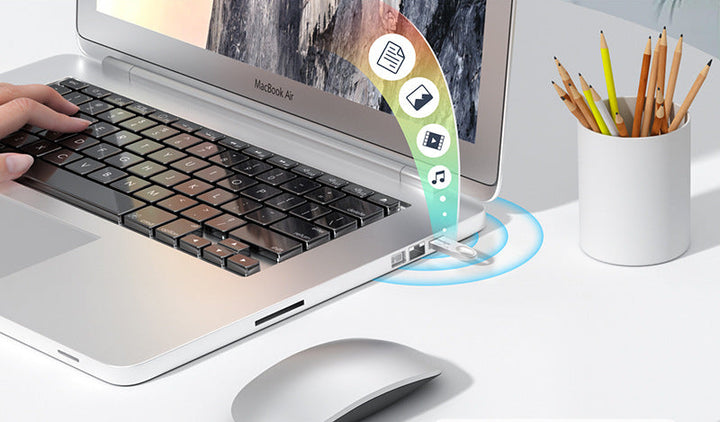 Ergonomic USB Flash Drive Bowlift