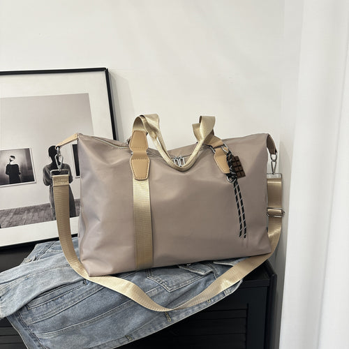Practical Allround Travel Bag Bowlift