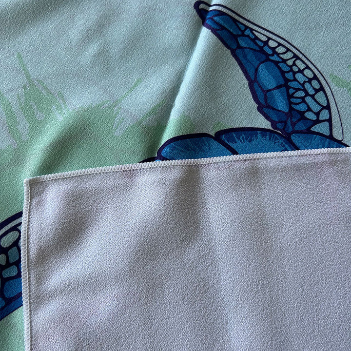 Beach towel with maritime star design Bowlift