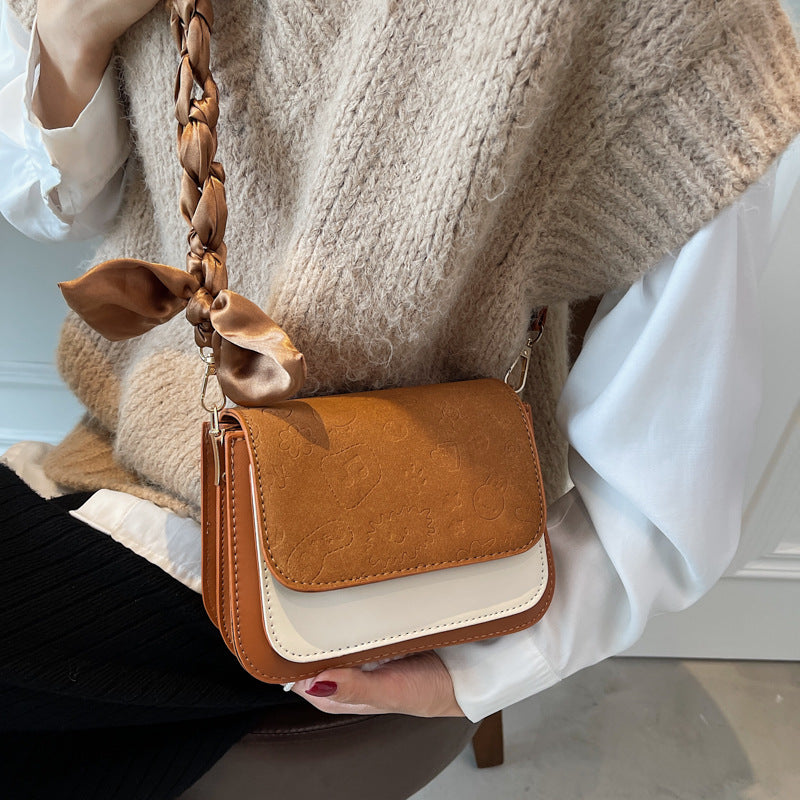 Chic Crossbody Bag Bowlift