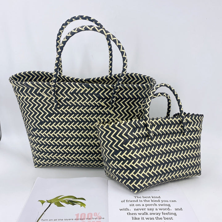 Stylish and Spacious Tote Bag Bowlift