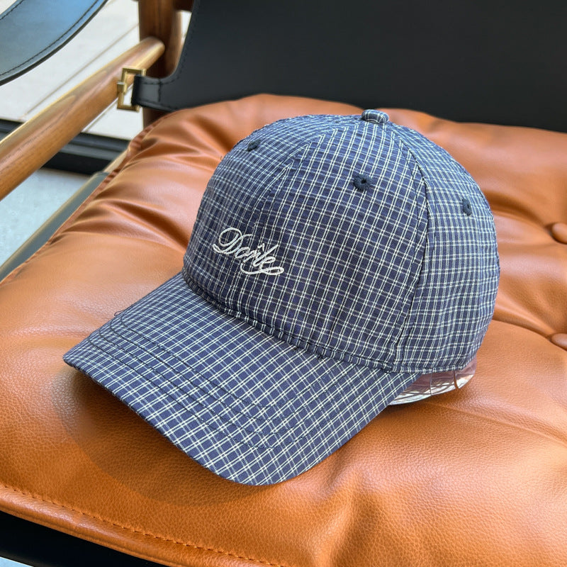 Women's Stylish Checkered Baseball Cap Bowlift