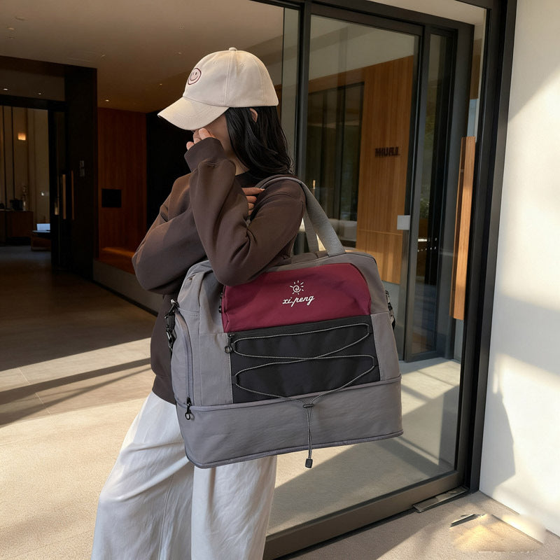 Spacious Multi-Compartment Travel Bag Bowlift