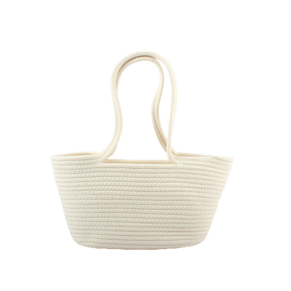 Basket bag with playful lace accent Bowlift