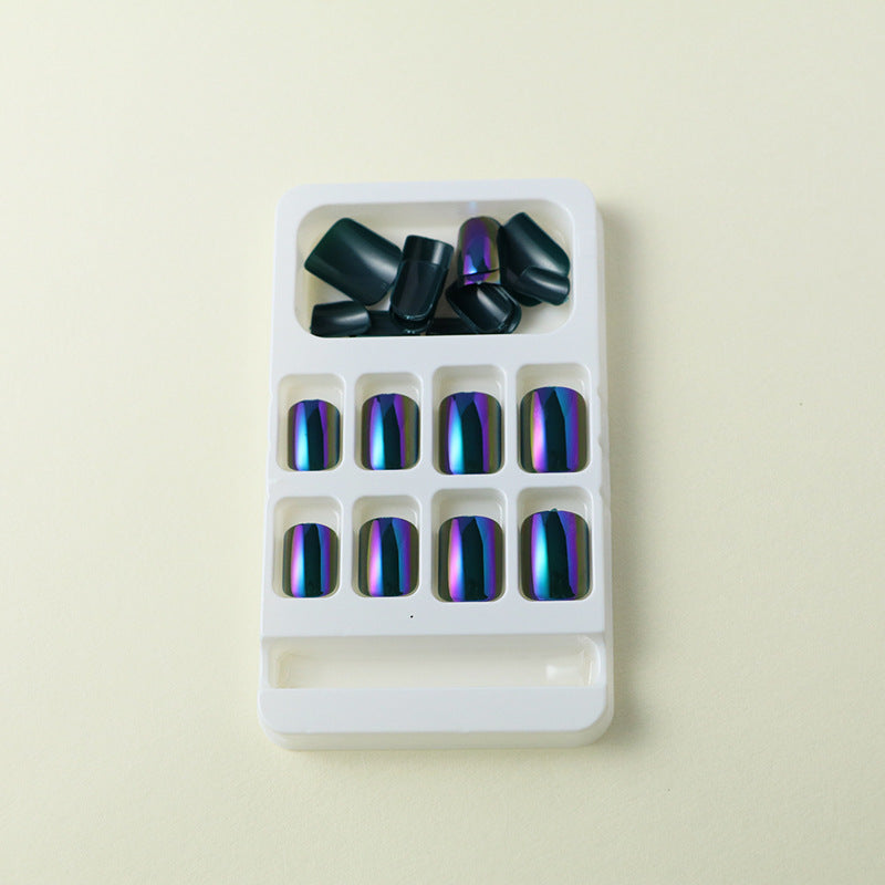 Stylish Press-On Nail Kit Bowlift