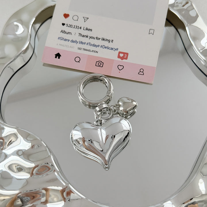 Heart-Shaped Pendant Keychain Bowlift