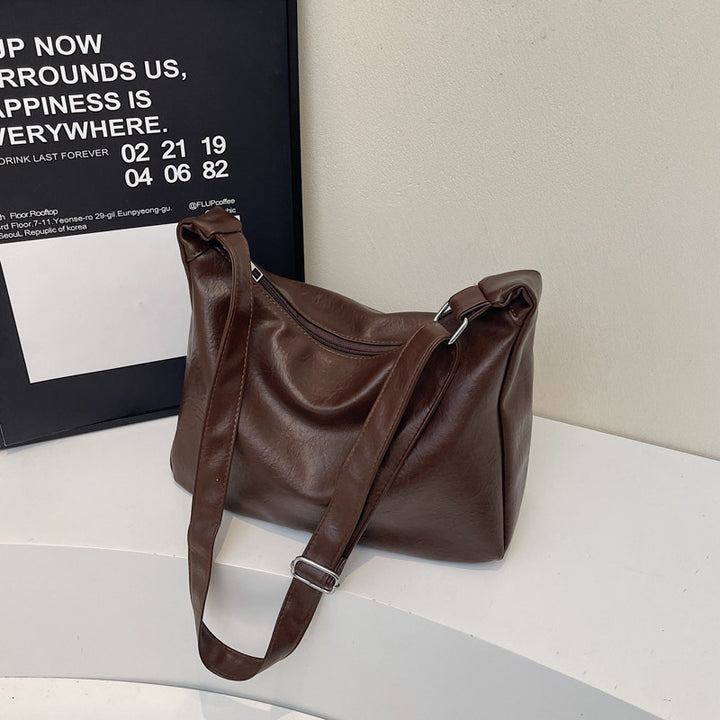 Elegant Slouchy Shoulder Bag Bowlift