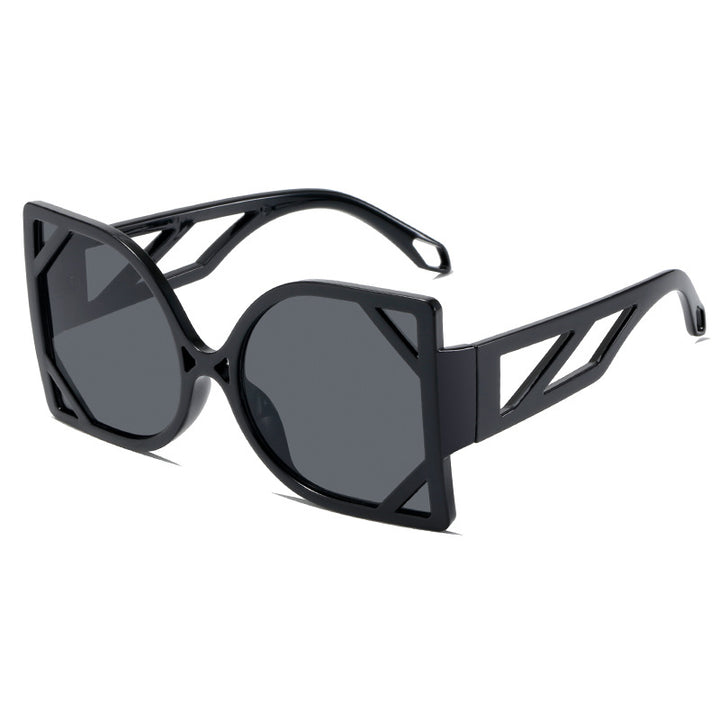 Ladies geometric sunglasses with exclusive design and UV protection Bowlift